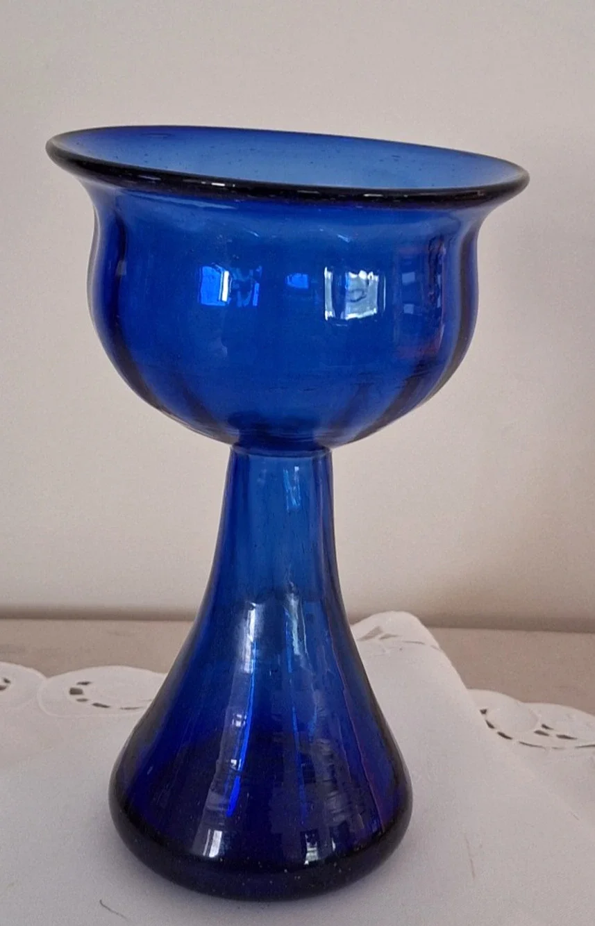 Vtg Cobalt Bue Hand Blown Glass Crocus Forcing Vase Optic Rib Polished Pontil